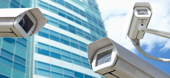 התקנת מצלמות אבטחה בעסק